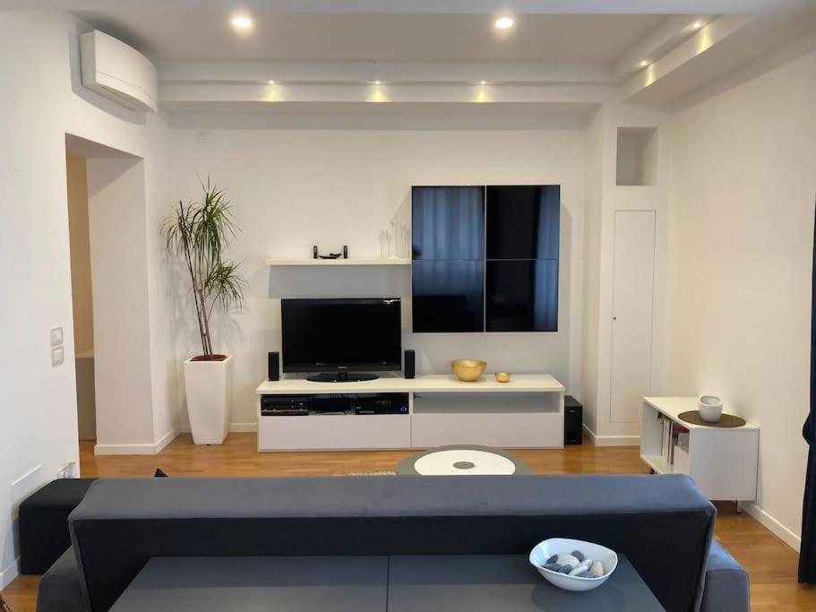 Thesan Lodge, Chic & Modern Design Apartment Grosseto Exterior foto
